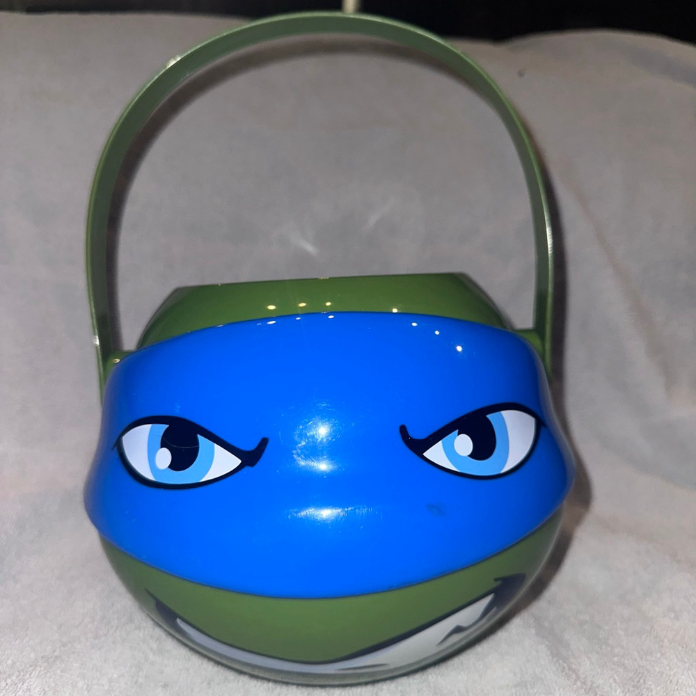 2015 Viacom Leonardo Teenage Mutant Ninja Turtles Easter Halloween Basket Bucket